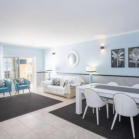 Semesterbostad Claro Azul *